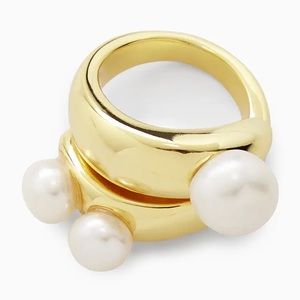 COS Freshwater Pearl Ring (Brand new - Gold plated)